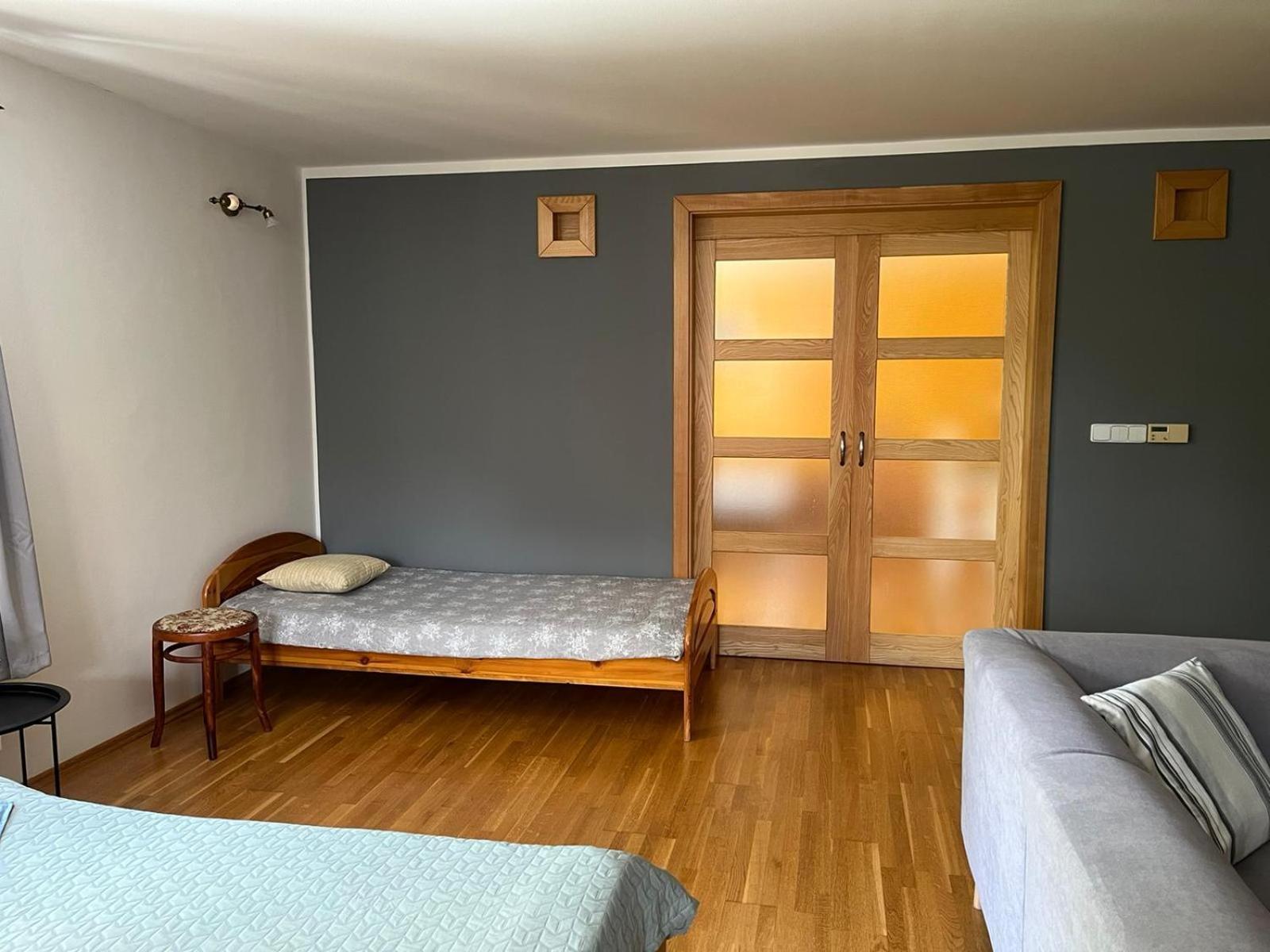 Apartman Pod Klasterem รุมบวร์ก ภายนอก รูปภาพ