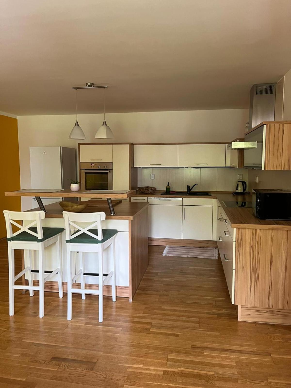 Apartman Pod Klasterem รุมบวร์ก ภายนอก รูปภาพ